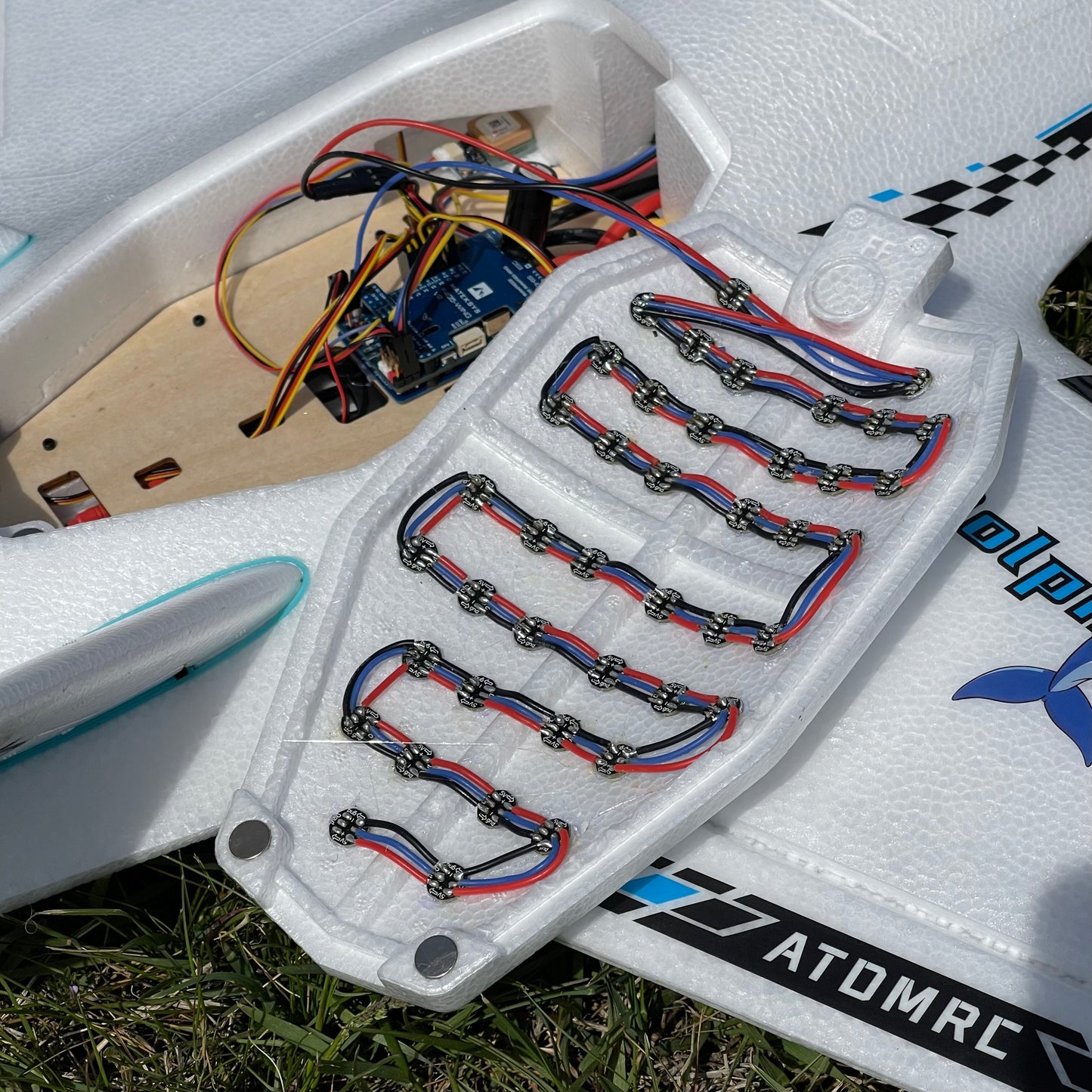 AtomRC Dolphin Pro - Lumenfin