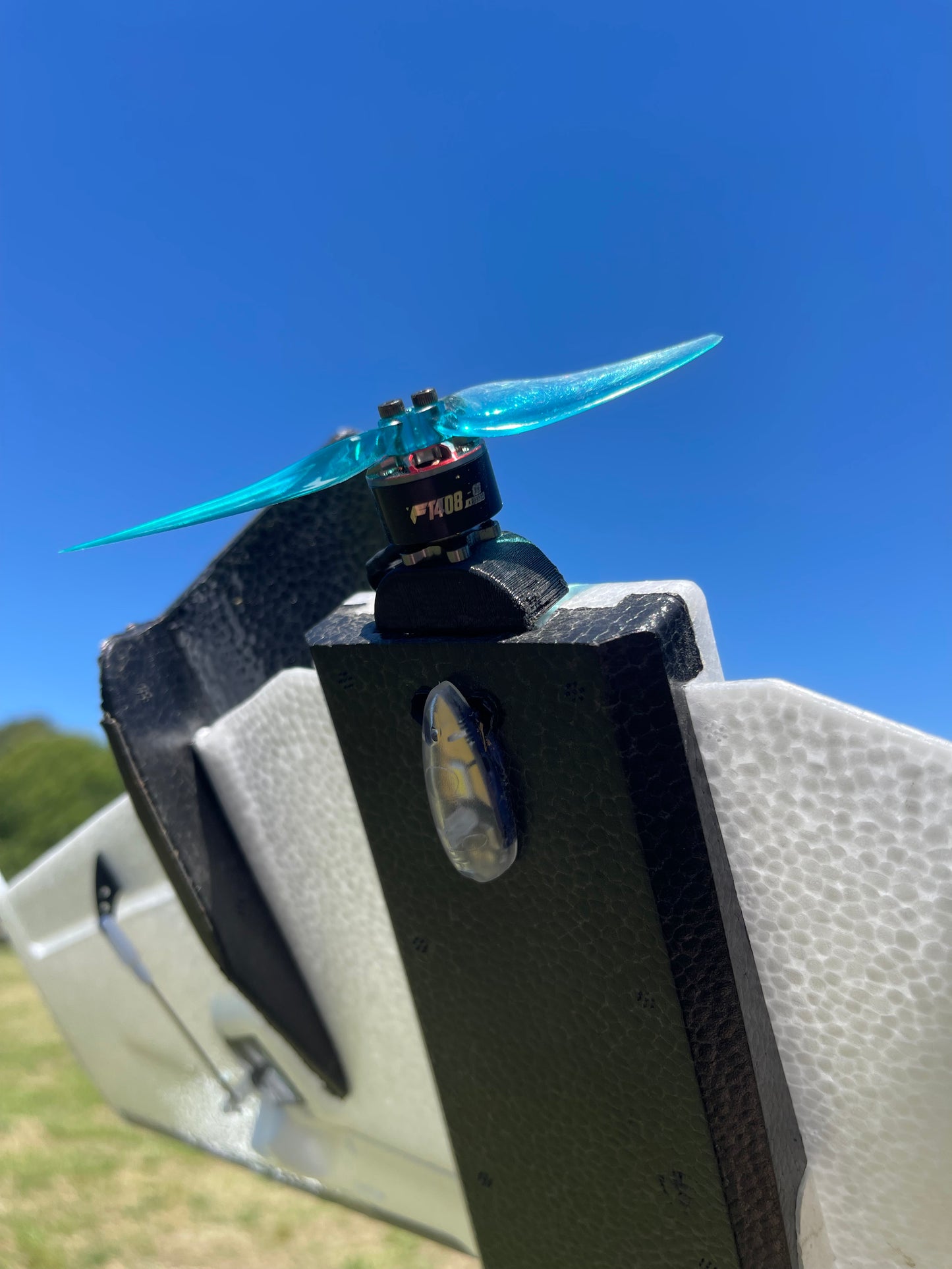 ZOHD Dart 250 - Screamin' Demon - DISCONTINUED